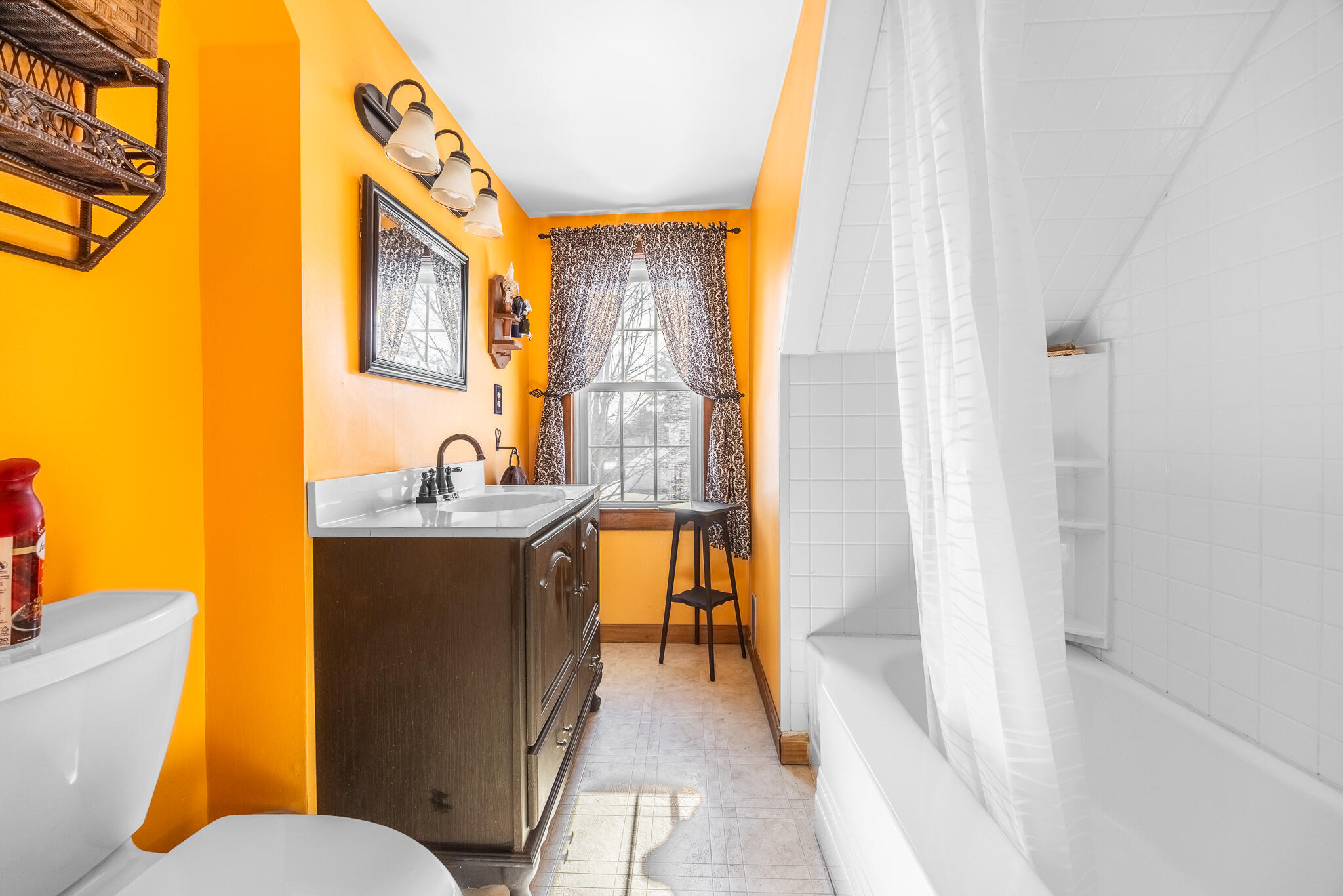 15 Fairfax Street Bangor, ME 04401 - Photo 23 of 32 Bath 2