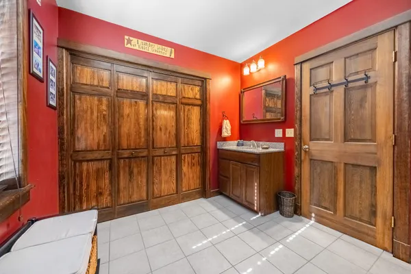 $479,000 | 15 Fairfax Street, Bangor, ME 04401