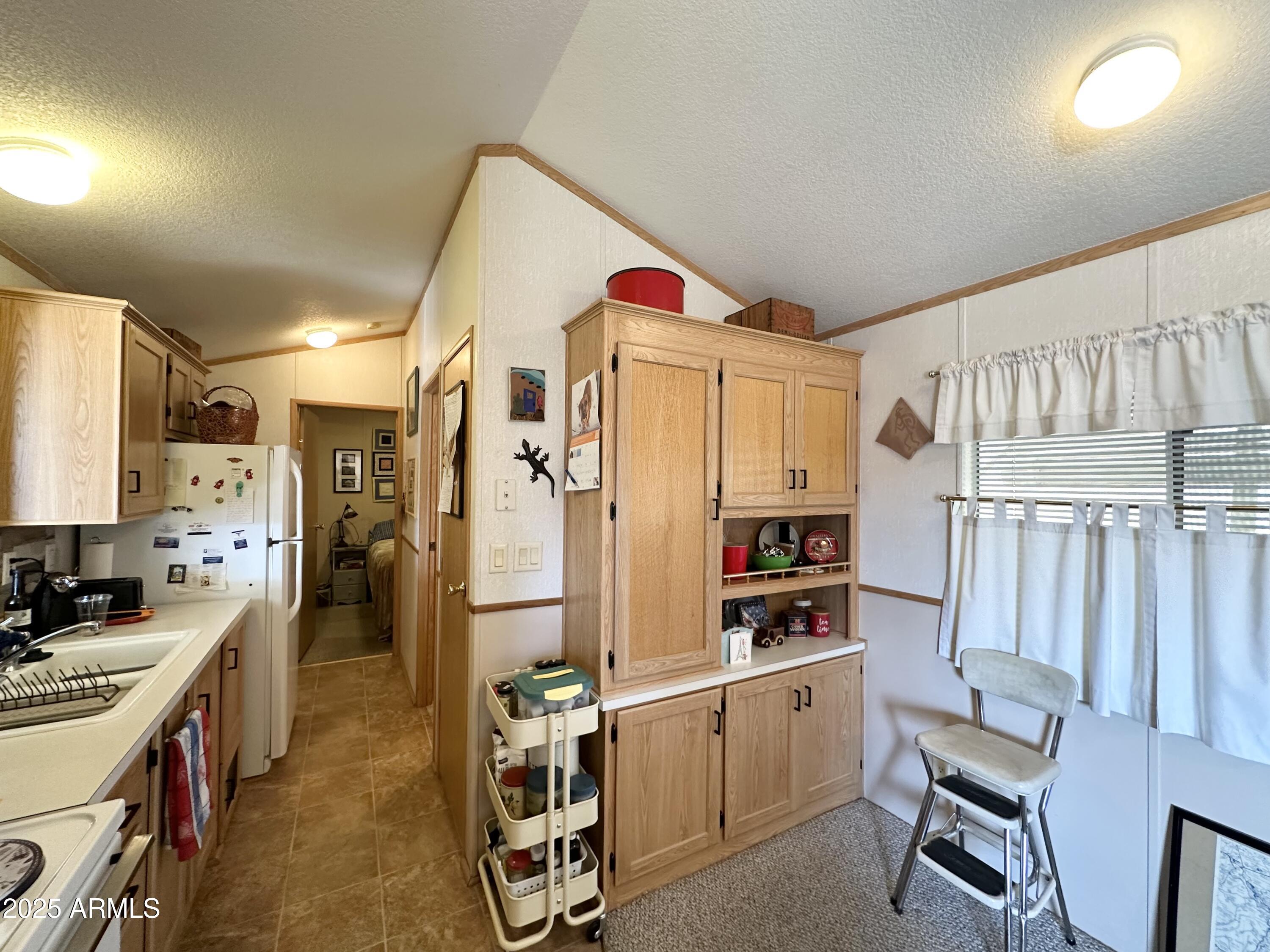 1027 South Prospectors Road Apache Junction, AZ 85119 - Photo 23 of 70 KITCHEN AREA