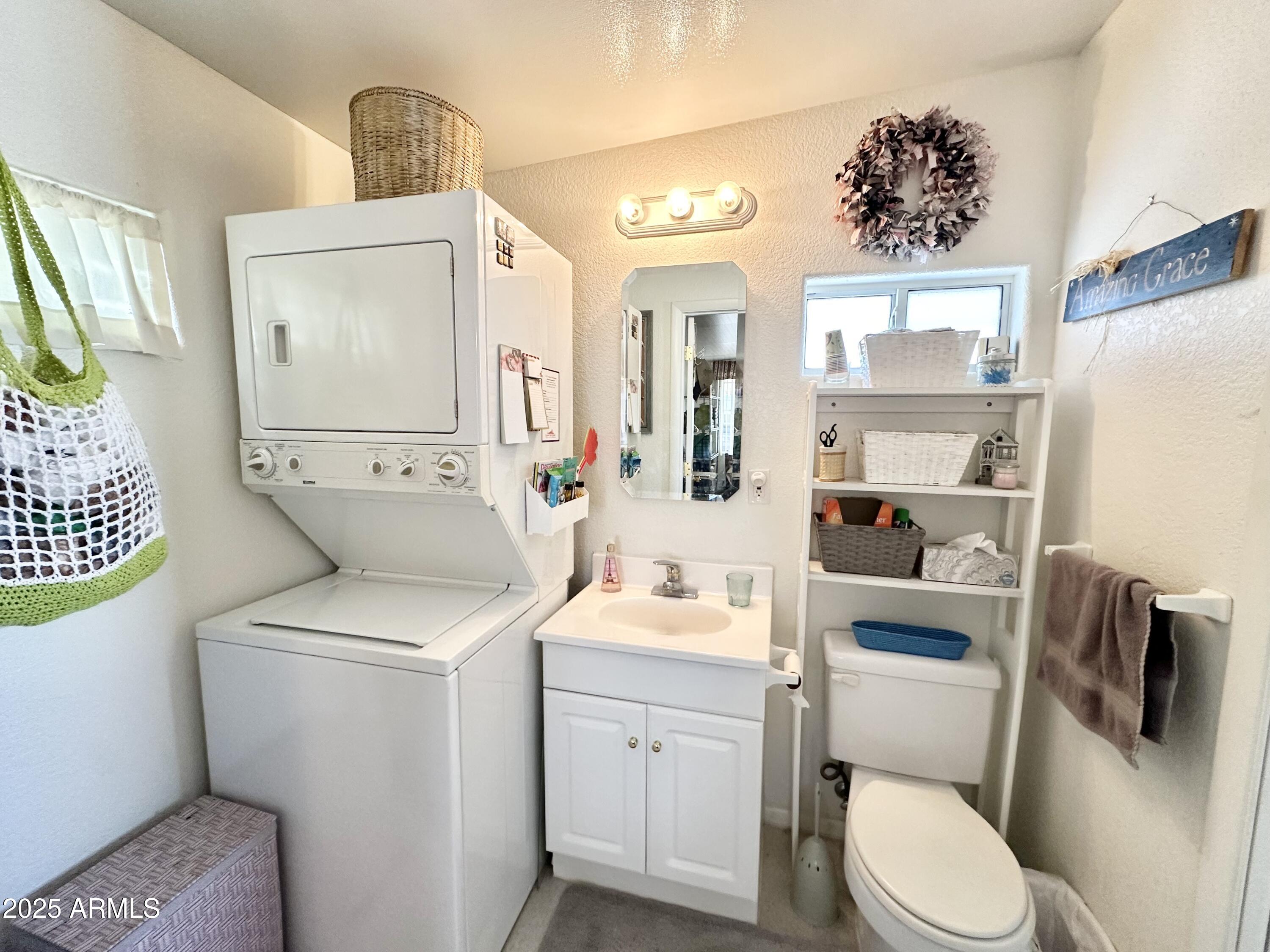 1027 South Prospectors Road Apache Junction, AZ 85119 - Photo 56 of 70 AZ ROOM .5 BATH