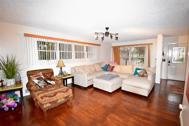 $244,000 | 1900 South Walnut Street, Brady, TX 76825