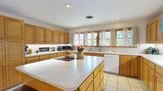 $244,000 | 1900 South Walnut Street, Brady, TX 76825