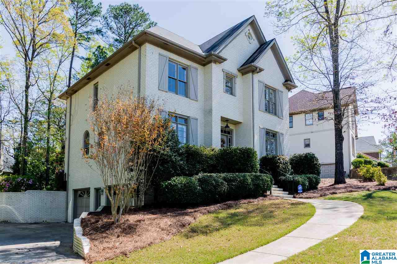 177 Maple Trace Birmingham, AL 35244 - Photo 2 of 31