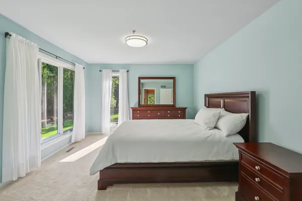 $1,699,900 | 2395 White Oak Trail, Oregon, WI 53575