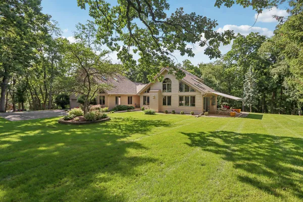 $1,699,900 | 2395 White Oak Trail, Oregon, WI 53575