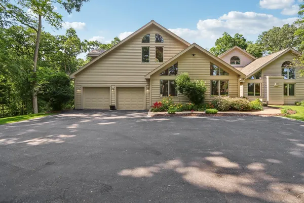 $1,699,900 | 2395 White Oak Trail, Oregon, WI 53575