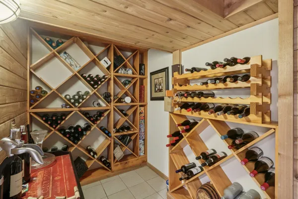 $1,699,900 | 2395 White Oak Trail, Oregon, WI 53575