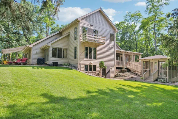 $1,699,900 | 2395 White Oak Trail, Oregon, WI 53575
