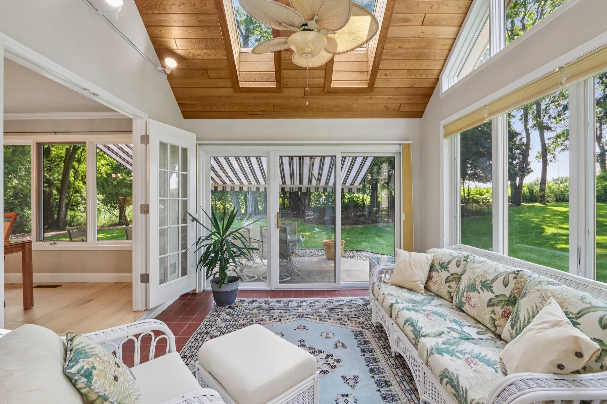 2395 White Oak Trail Oregon, WI 53575 - Photo 9 of 71