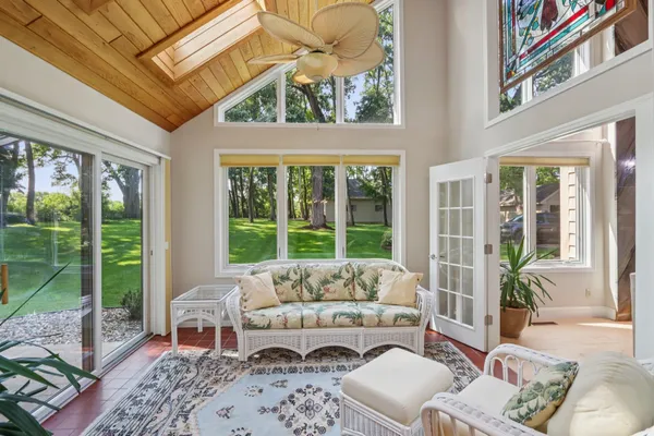 $1,699,900 | 2395 White Oak Trail, Oregon, WI 53575