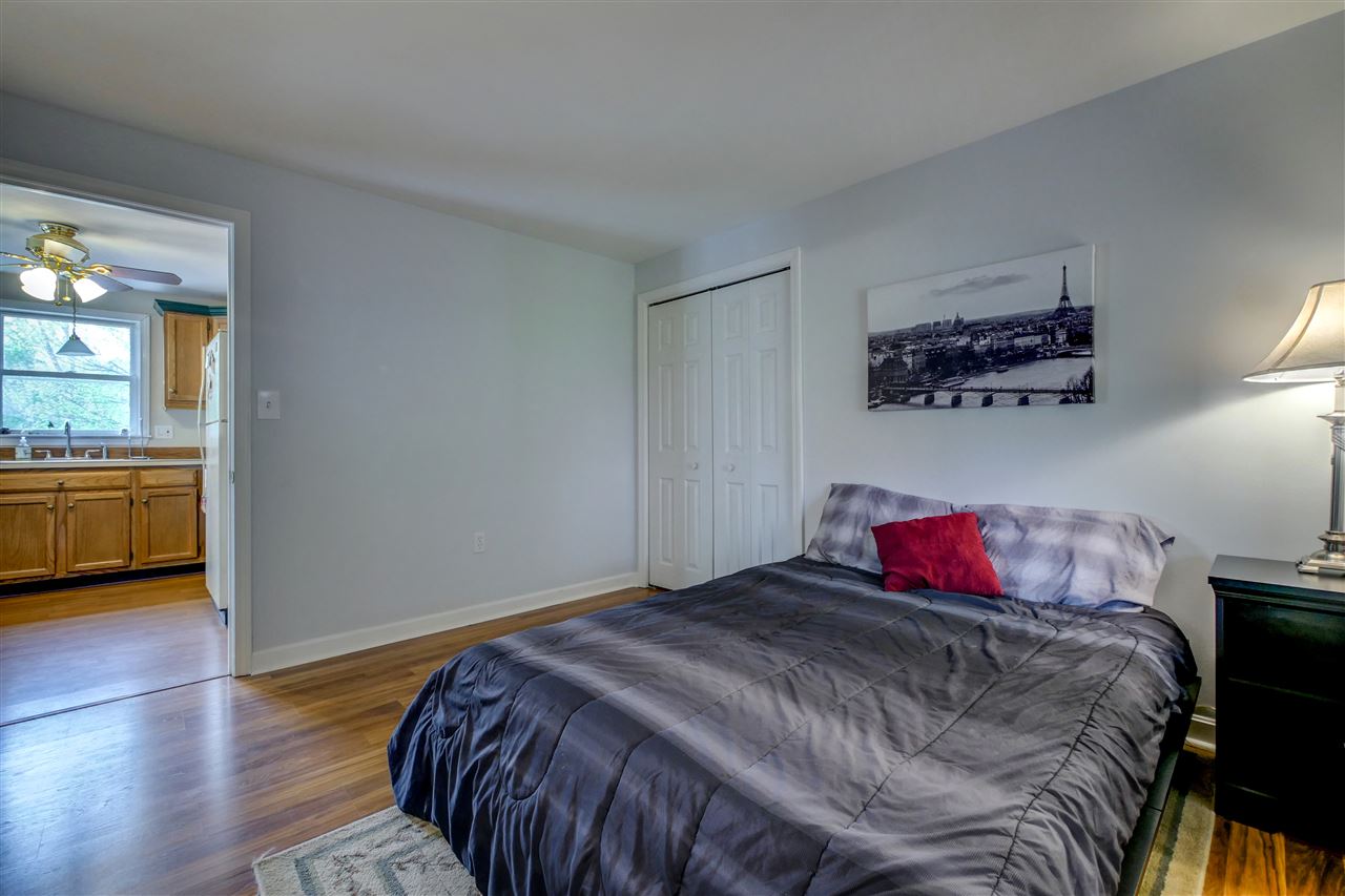 419 Derry Road Chester, NH 03036 - Photo 31 of 40