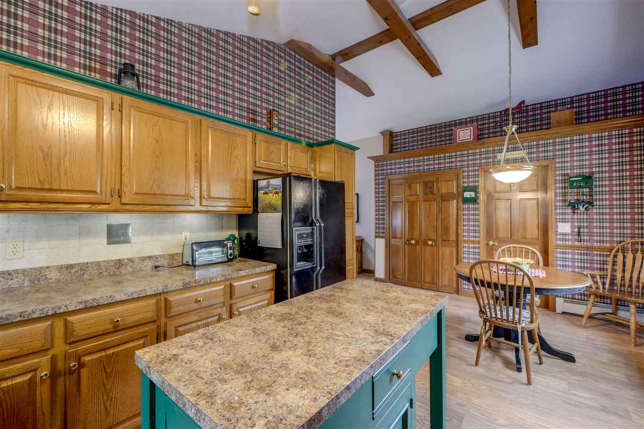 419 Derry Road Chester, NH 03036 - Photo 7 of 40