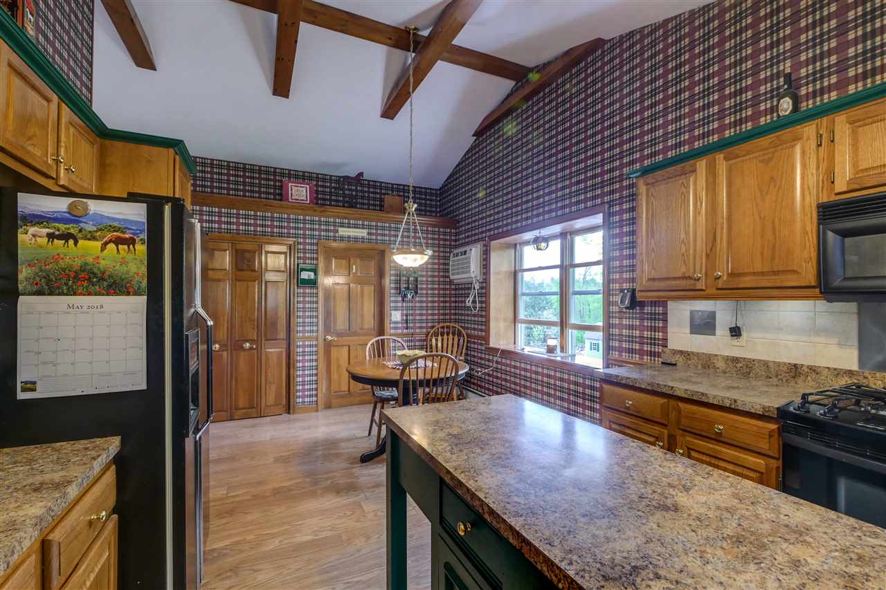 419 Derry Road Chester, NH 03036 - Photo 8 of 40