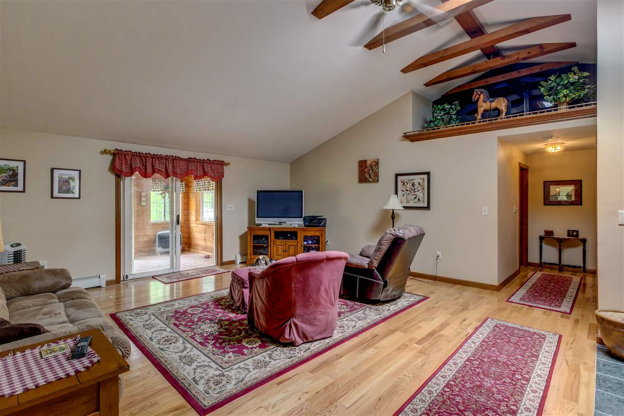 419 Derry Road Chester, NH 03036 - Photo 10 of 40