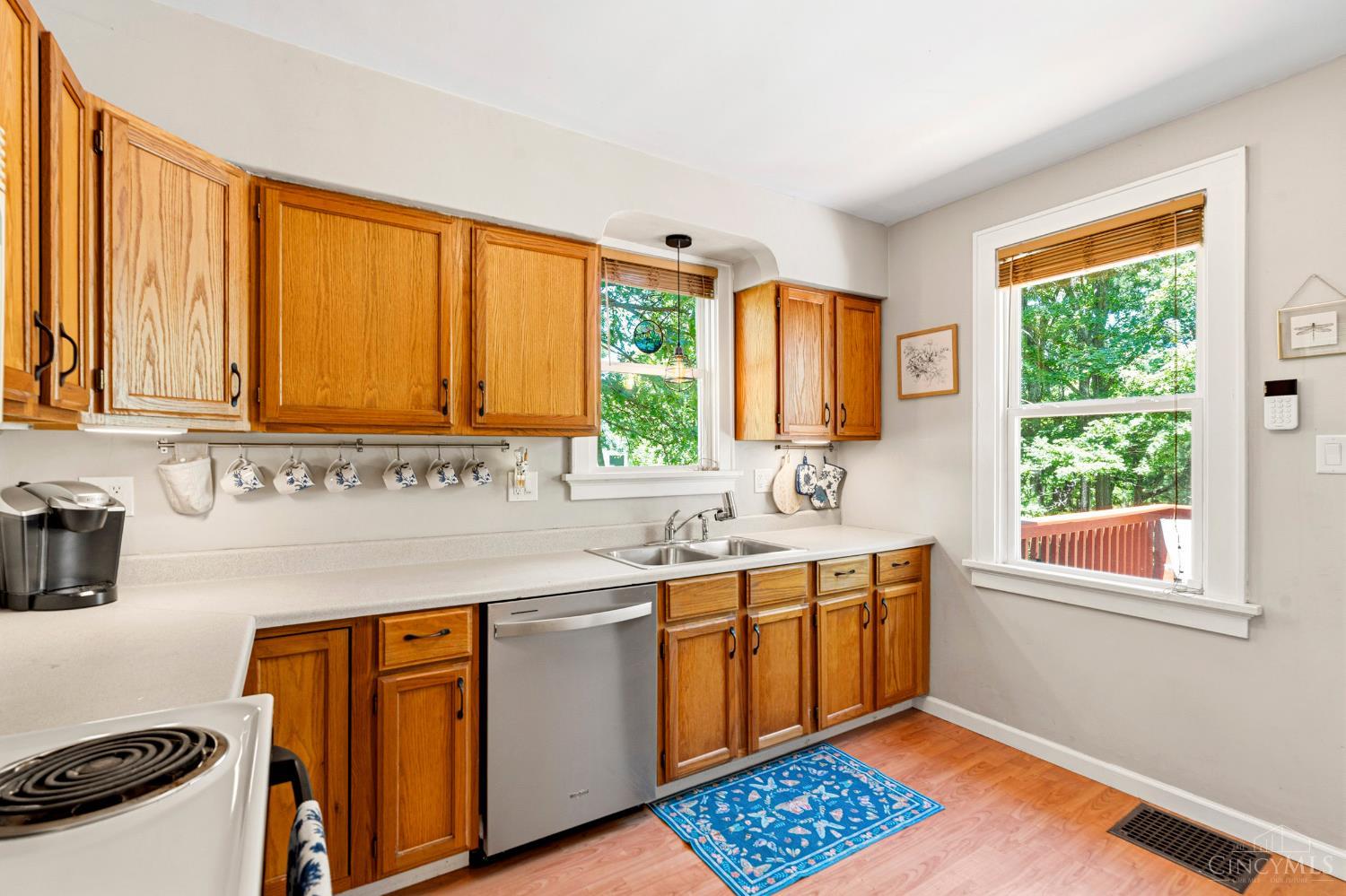 3028 Diehl Road Cincinnati, OH 45211 - Photo 15 of 52