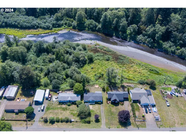 $345,000 | 18999 Nestucca Drive, Cloverdale, OR 97112