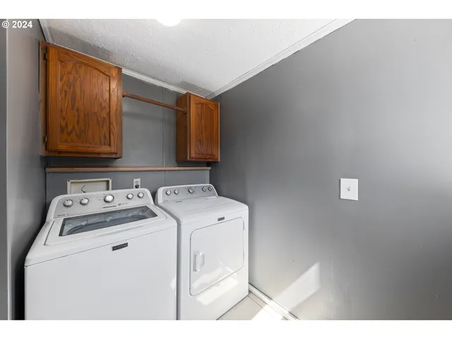 $345,000 | 18999 Nestucca Drive, Cloverdale, OR 97112