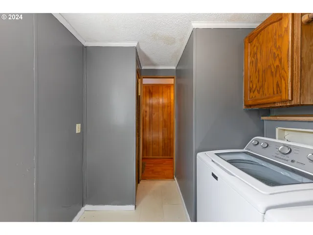 $345,000 | 18999 Nestucca Drive, Cloverdale, OR 97112