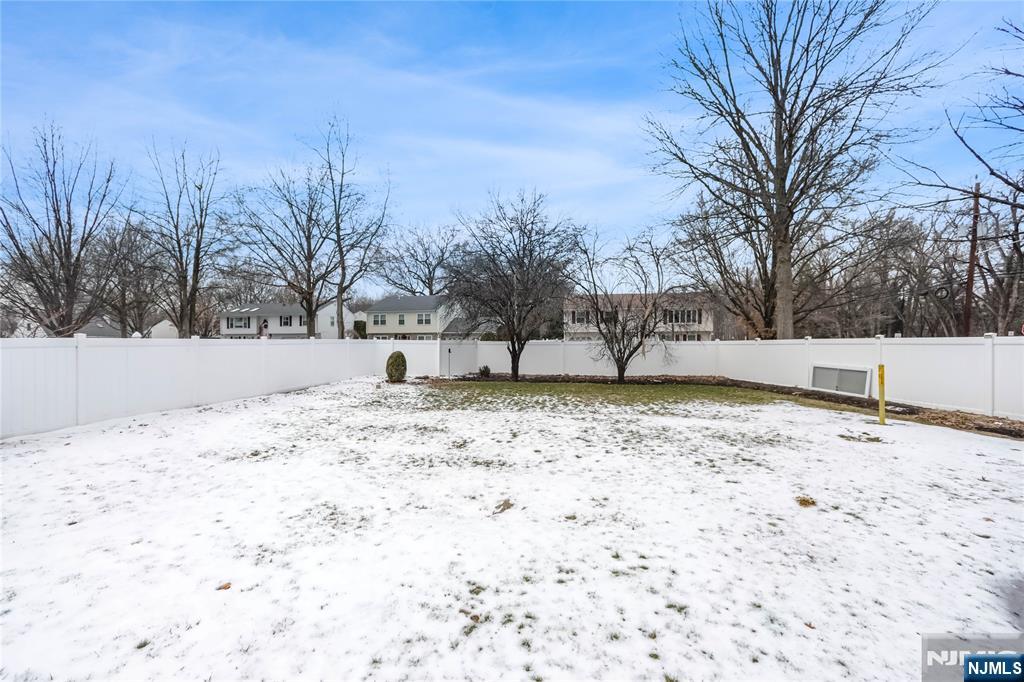 254 West Spring Valley Avenue Maywood, NJ 07607 - Photo 29 of 30