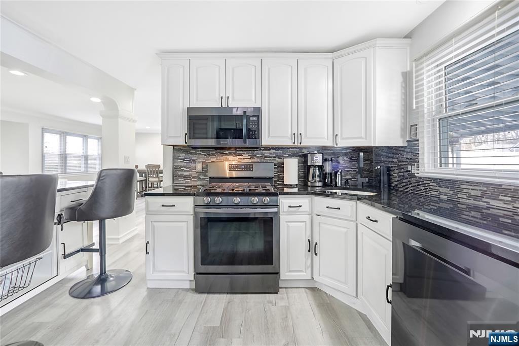 254 West Spring Valley Avenue Maywood, NJ 07607 - Photo 10 of 30