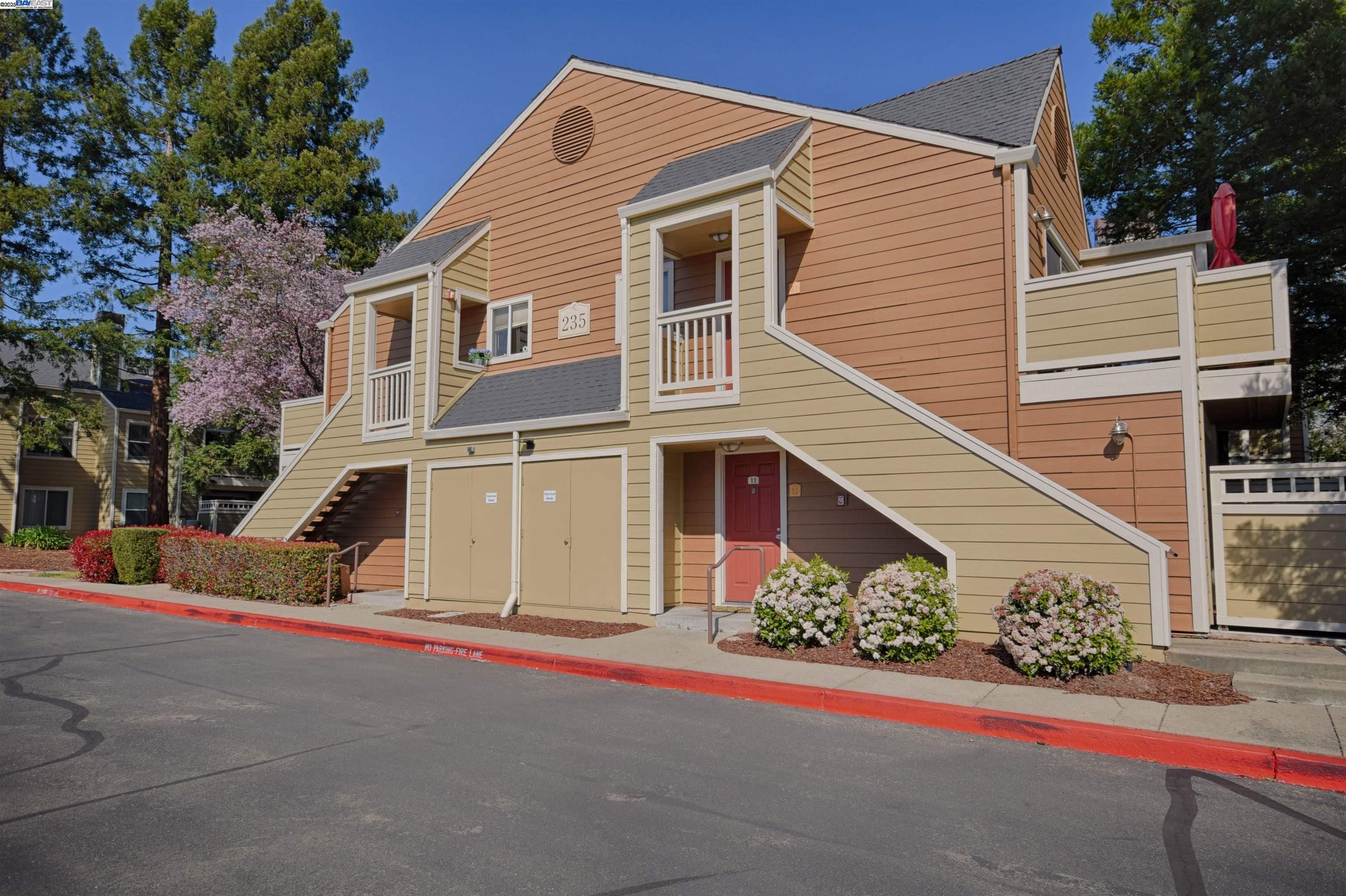 235 Reflections Drive, Unit 11 San Ramon, CA 94583 - Photo 2 of 27