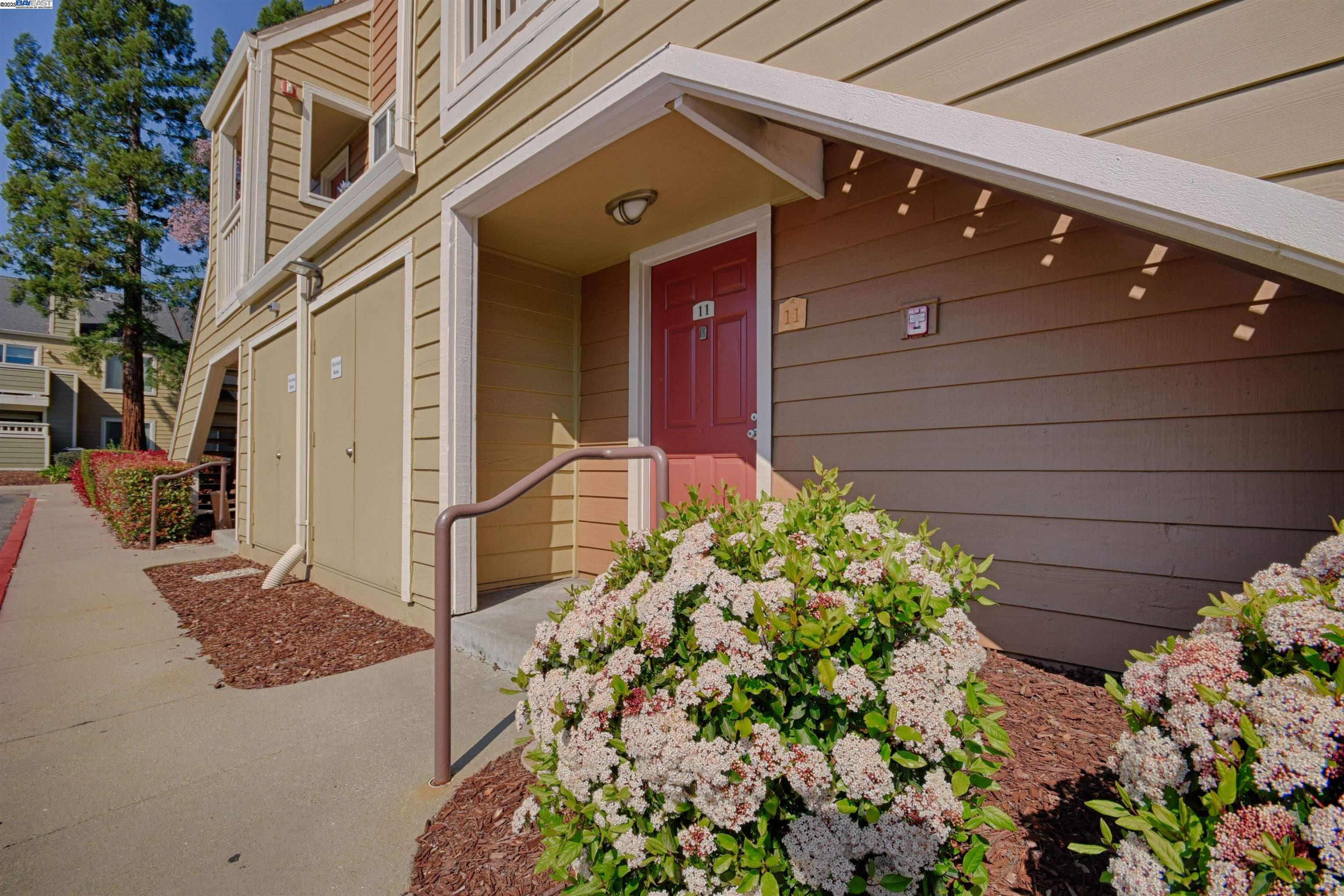 235 Reflections Drive, Unit 11 San Ramon, CA 94583 - Photo 4 of 27