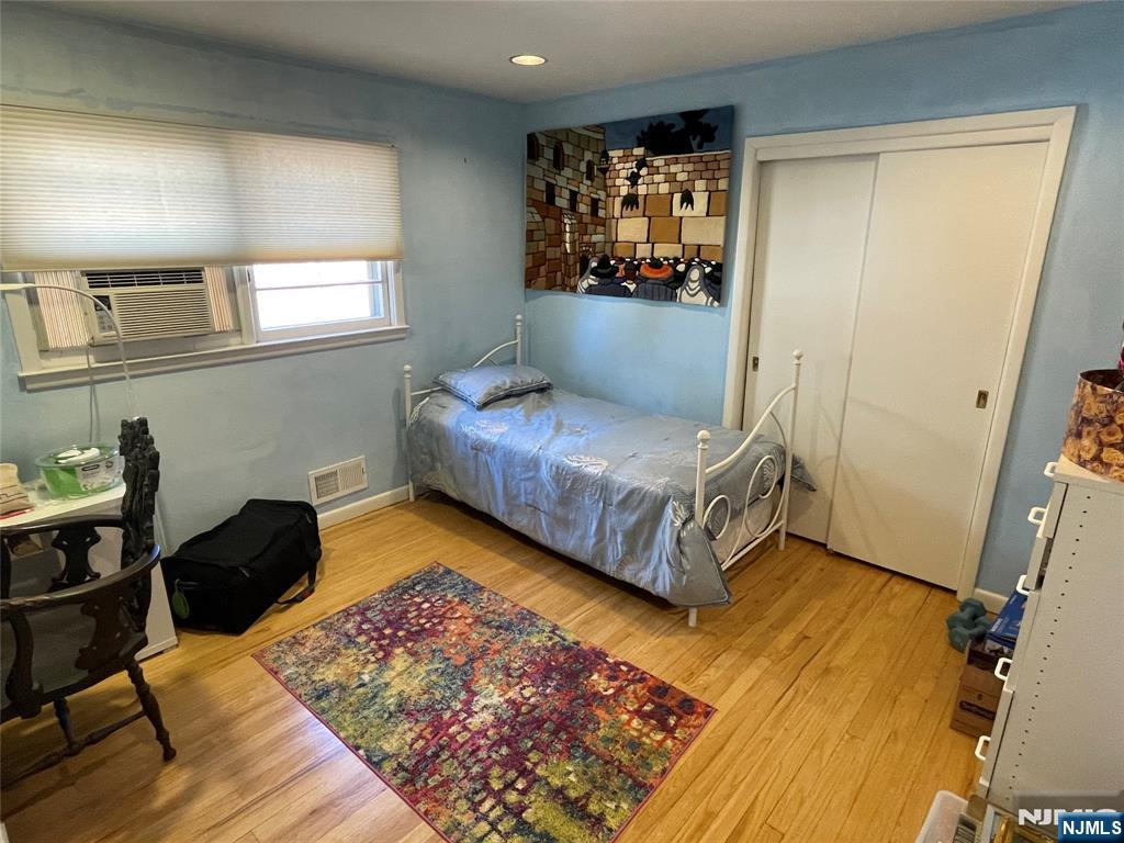 526 Rutland Avenue Teaneck, NJ 07666 - Photo 16 of 29