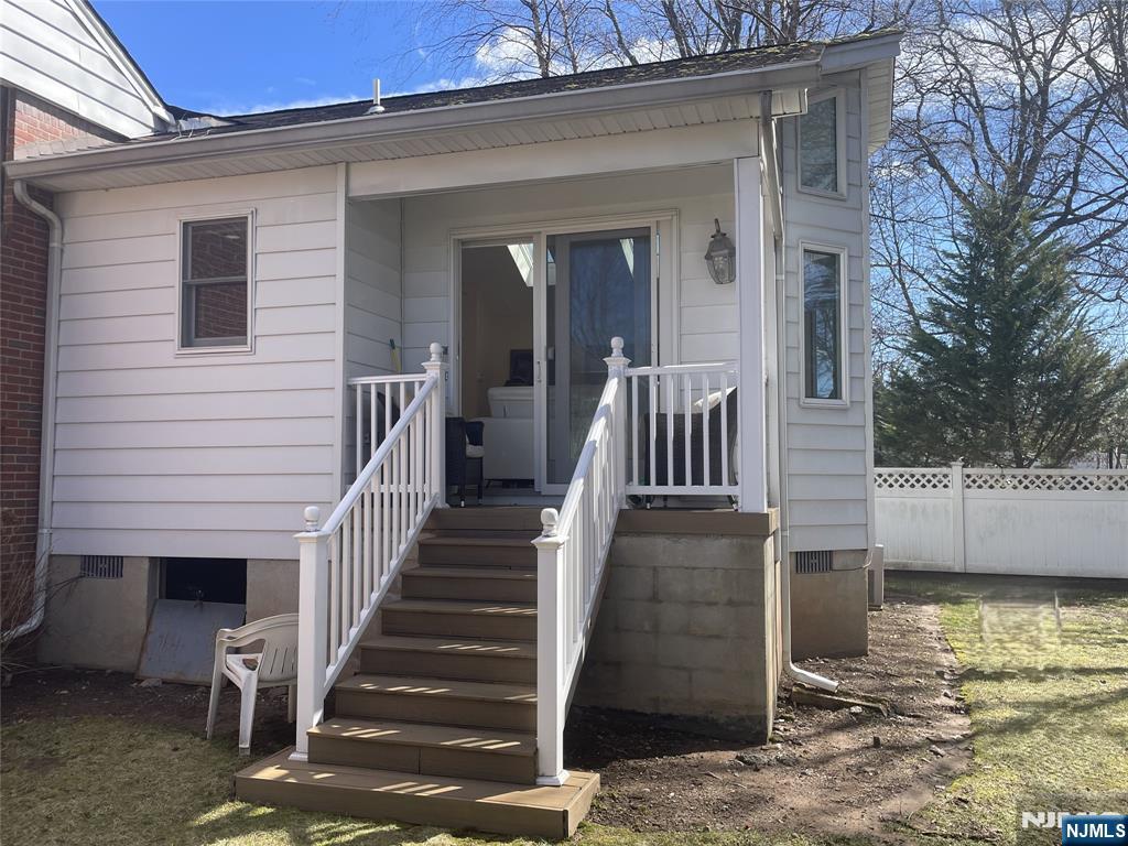 526 Rutland Avenue Teaneck, NJ 07666 - Photo 28 of 29