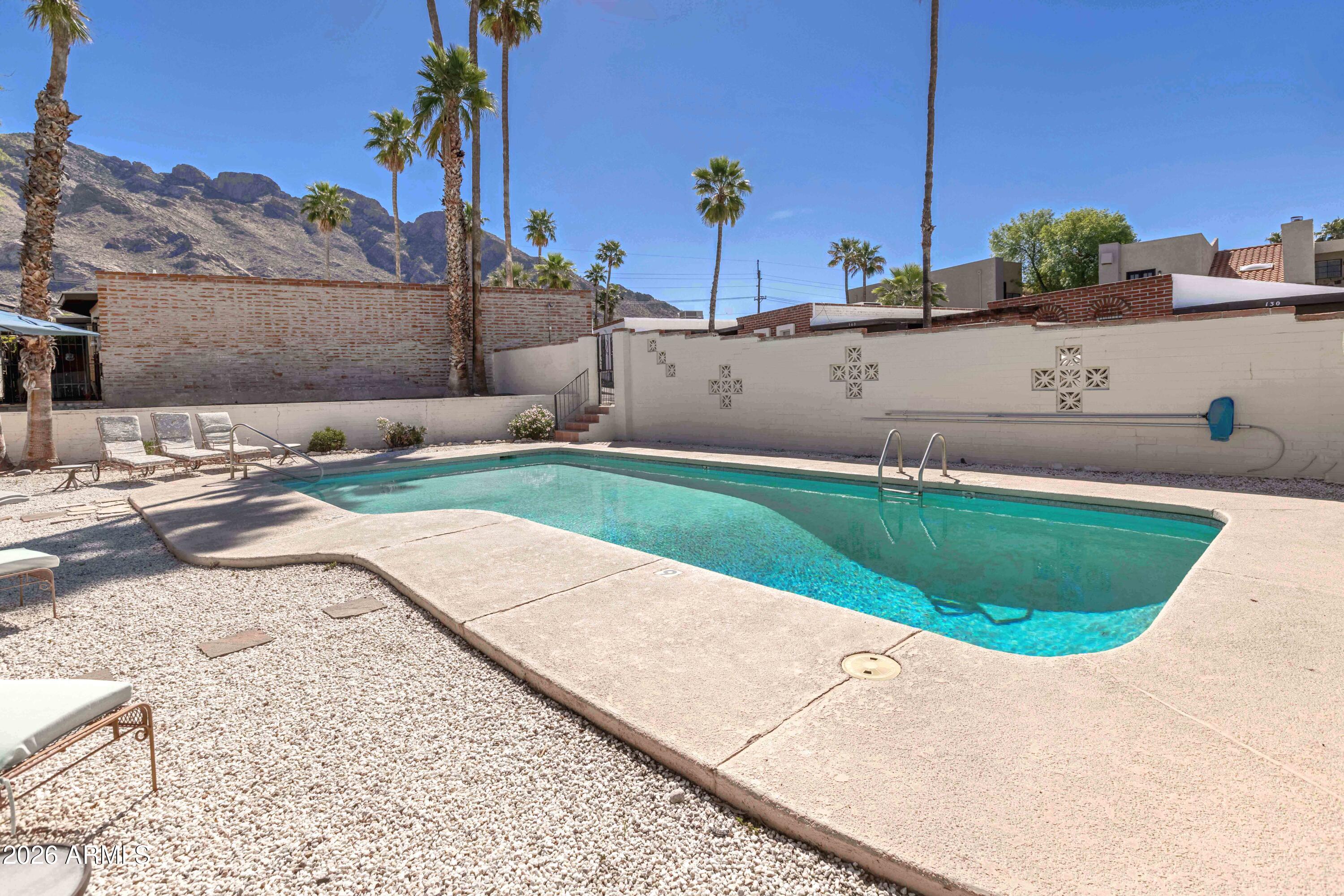 9111 North Oracle Road, Unit 110 Tucson, AZ 85704 - Photo 23 of 27 a view of a backyard