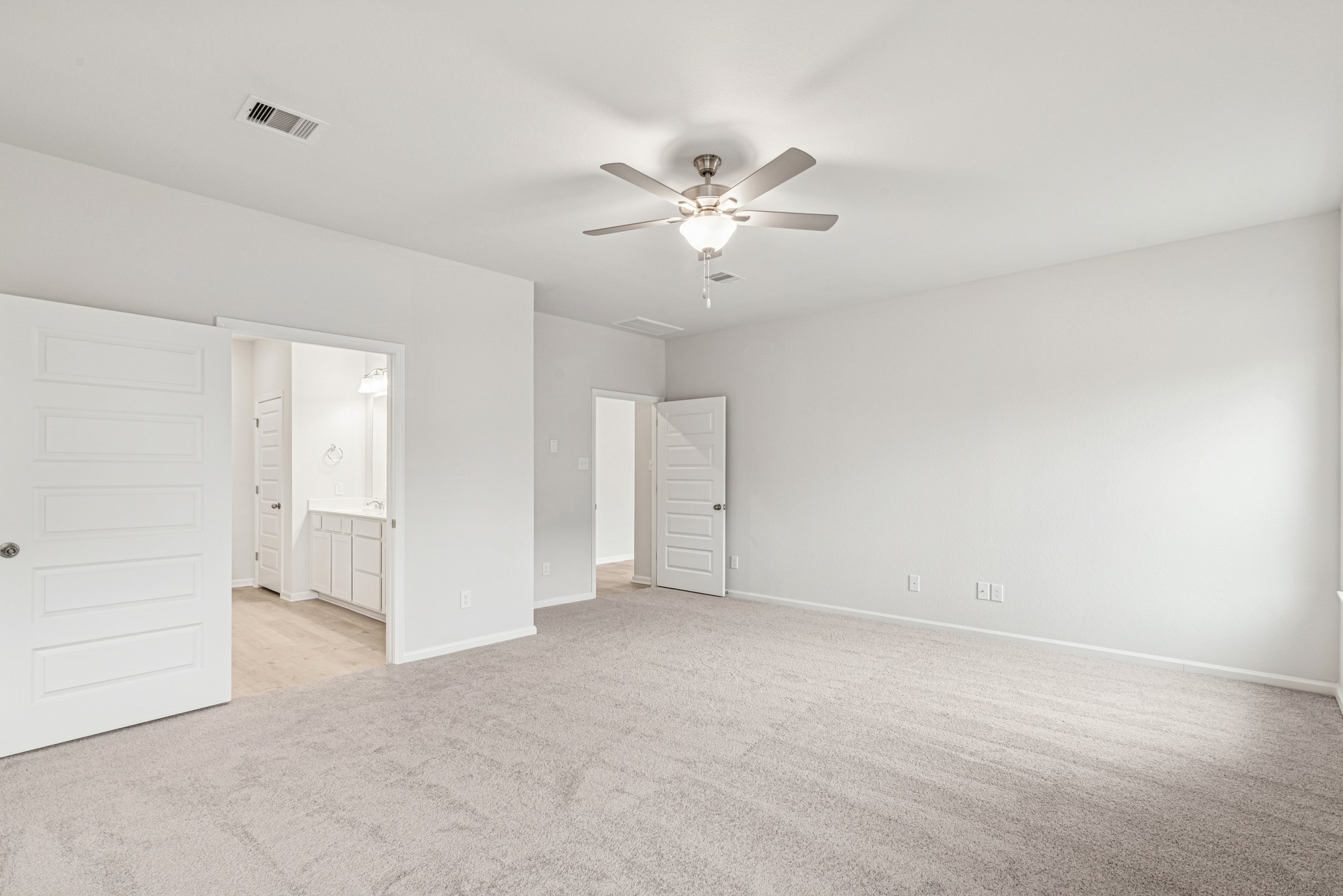 1903 Temple Grove Drive Rosharon, TX 77583 - Photo 15 of 37 The Avery- Primary Suite