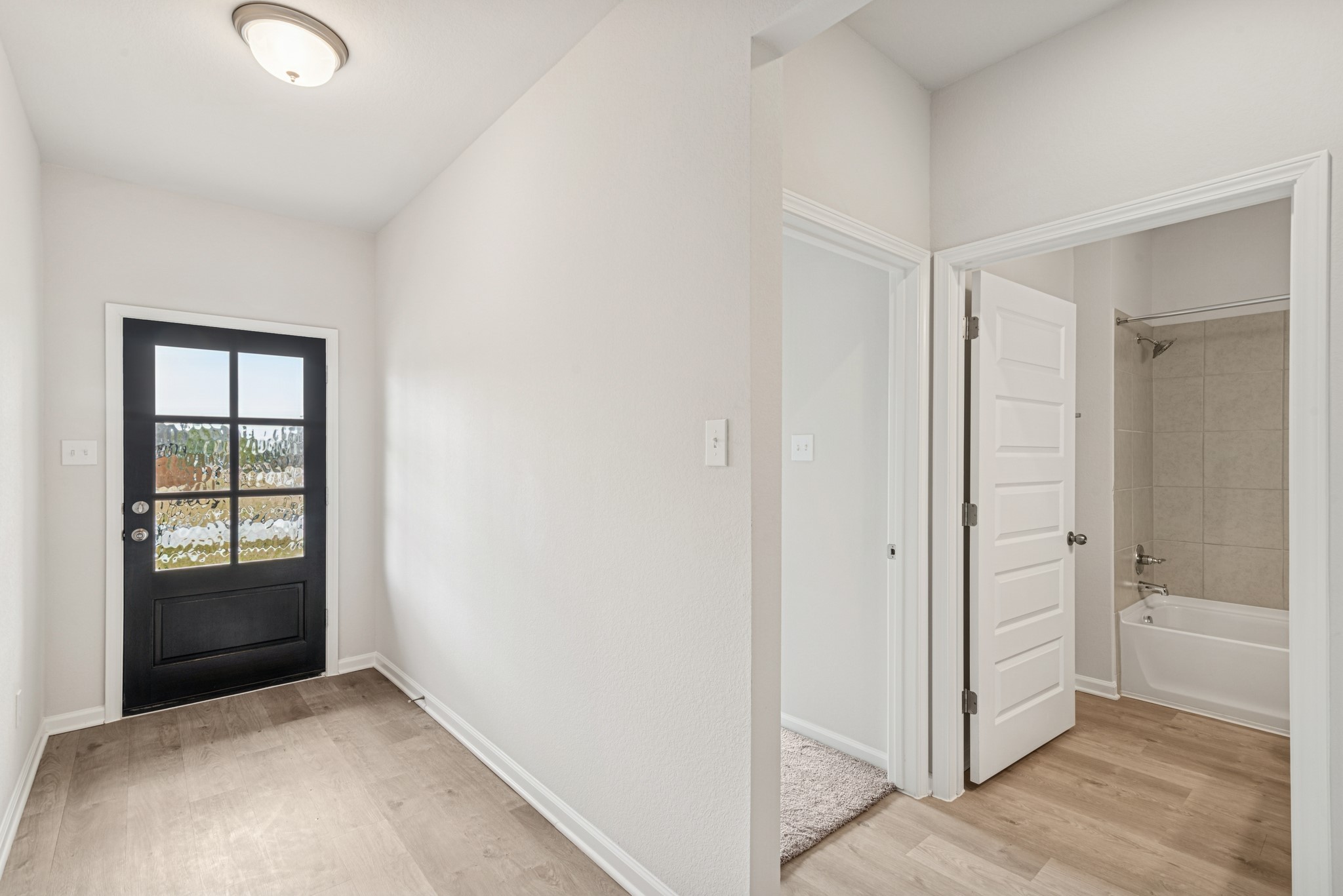 1903 Temple Grove Drive Rosharon, TX 77583 - Photo 2 of 37 The Avery- Foyer