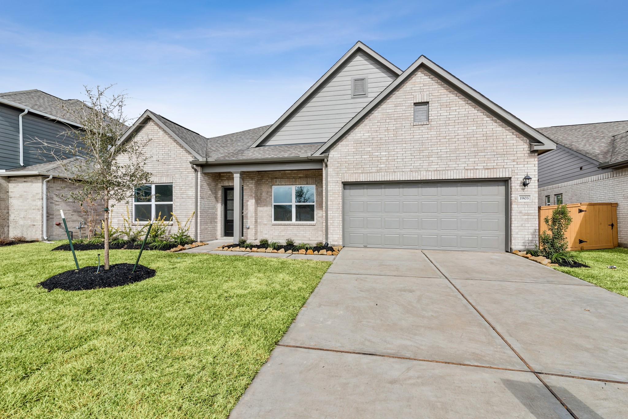 1903 Temple Grove Drive Rosharon, TX 77583 - Photo 32 of 37 The Avery- Front Exterior