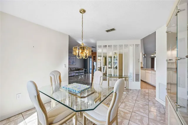 $475,000 | 114 Woodingham Drive, Venice, FL 34292