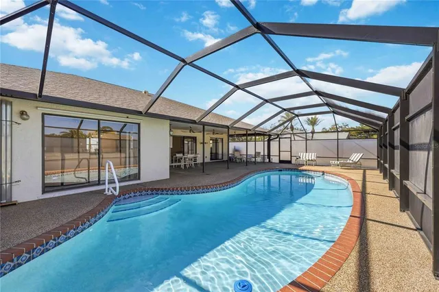 $475,000 | 114 Woodingham Drive, Venice, FL 34292