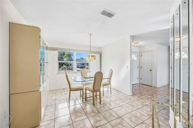 $475,000 | 114 Woodingham Drive, Venice, FL 34292