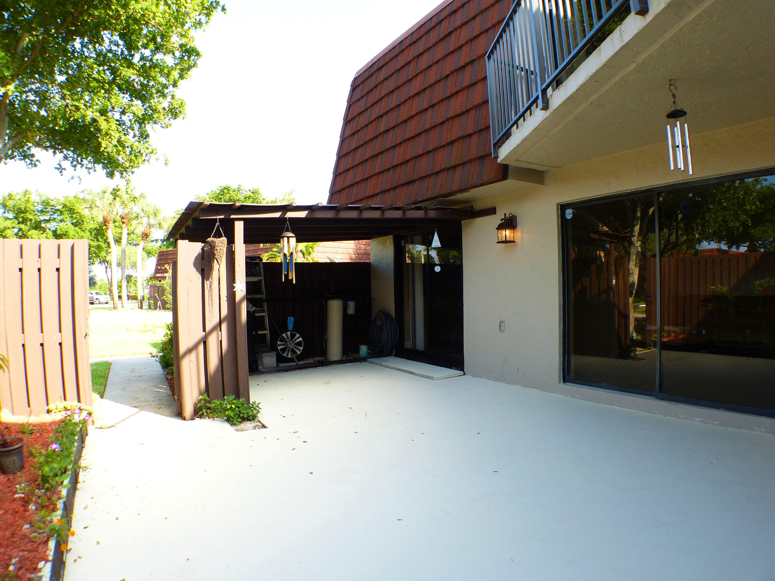 8039 Boca Rio Drive Boca Raton, FL 33433 - Photo 5 of 37 8039 Boca Rio Drive - 05
