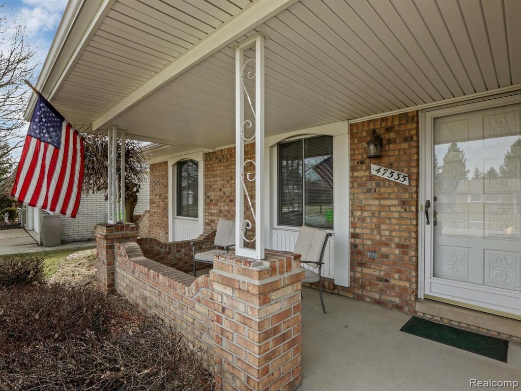47535 Chrys Road Macomb, MI 48044 - Photo 8 of 29