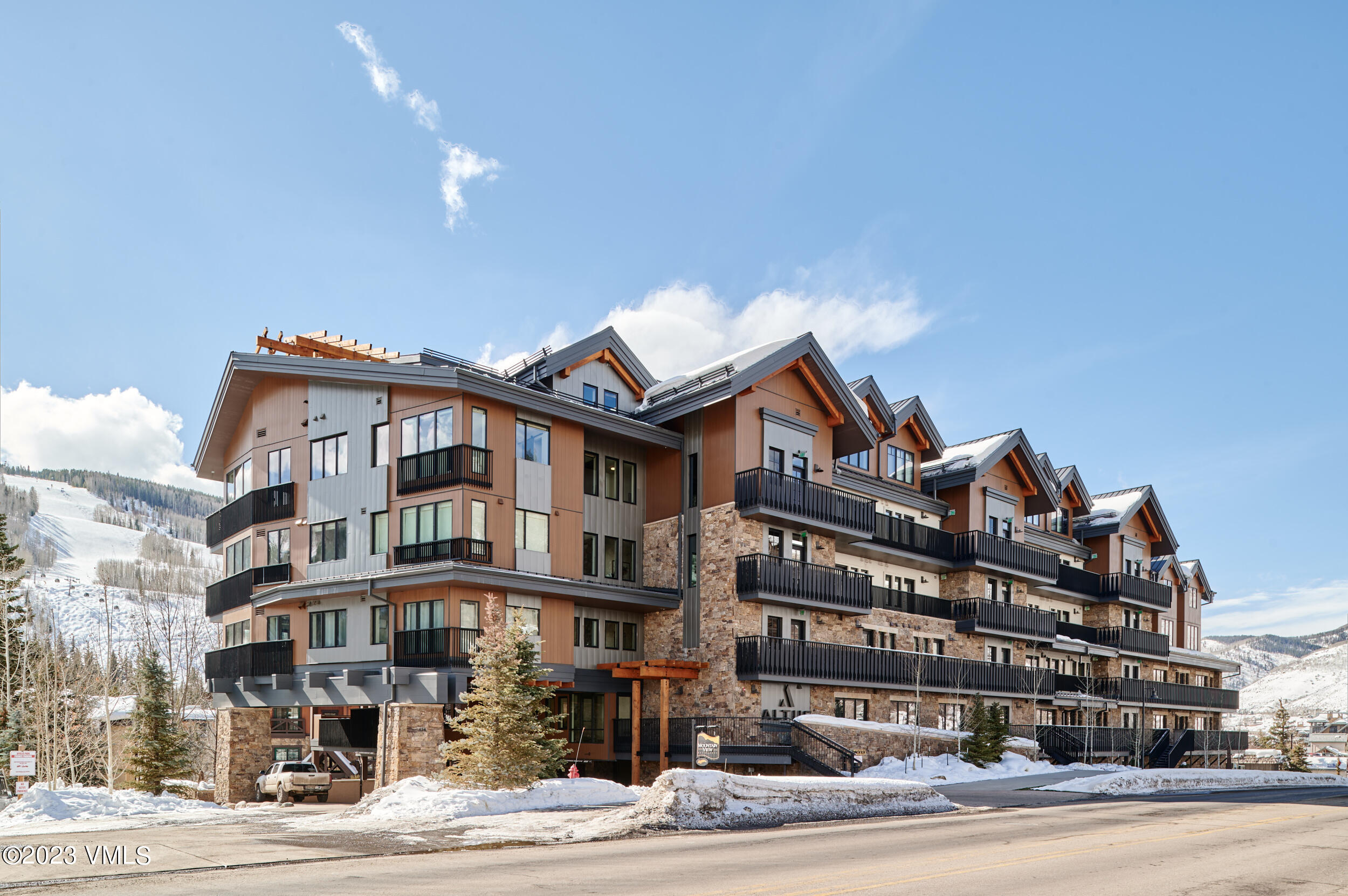 430 South Frontage Road East, Unit E Vail, CO 81657 - Photo 26 of 28 _DSC4975_HDR
