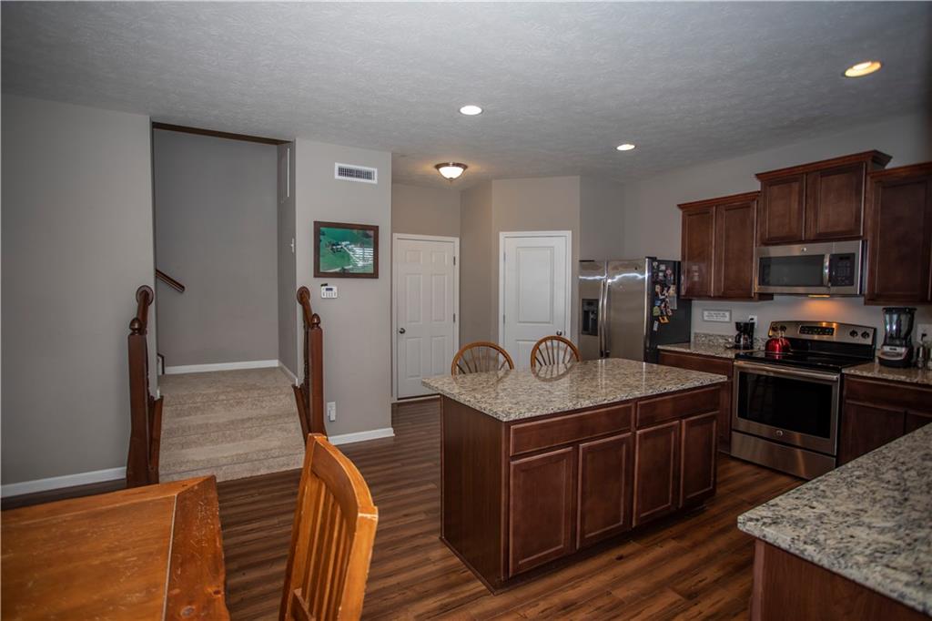 1338 Timber Bluff Road Westfield, IN 46074 - Photo 13 of 44 Gallery Image 13