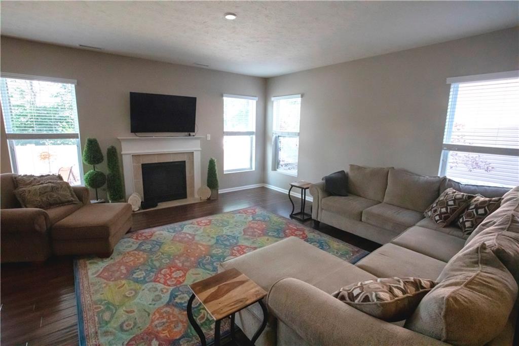 1338 Timber Bluff Road Westfield, IN 46074 - Photo 5 of 44 Gallery Image 5