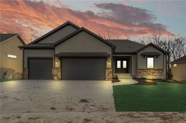 $635,000 | 14009 South Landon Street, Olathe, KS 66061