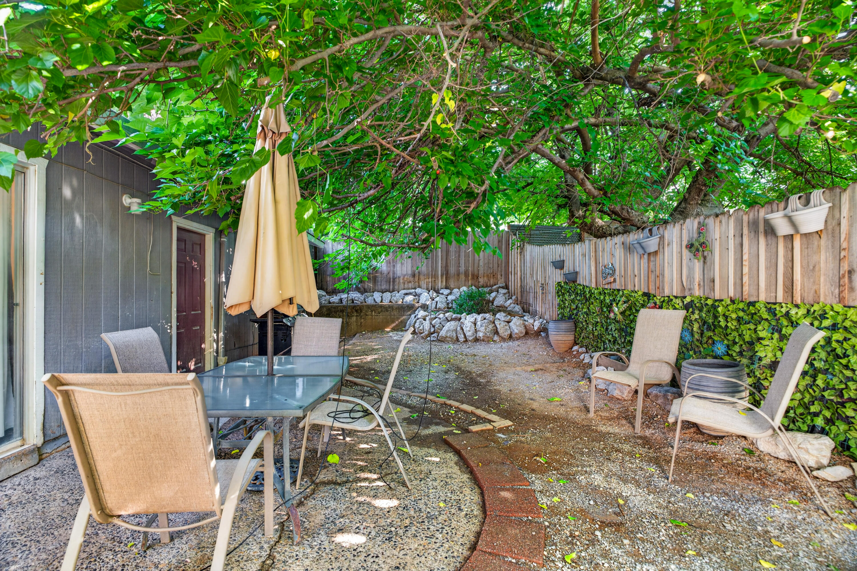 1391 Rouge Road Shasta Lake, CA 96019 - Photo 27 of 30 a view of an outdoor space with a table and chairs