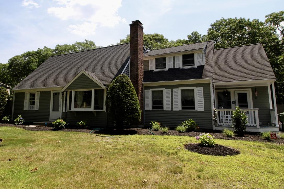 10 Lan Road Sandwich, MA 02563 - Photo 2 of 35 front of house