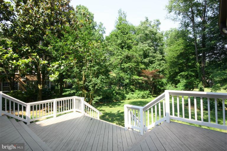 1201 Old Stable Road McLean, VA 22102 - Photo 22 of 29 Exterior (Rear)