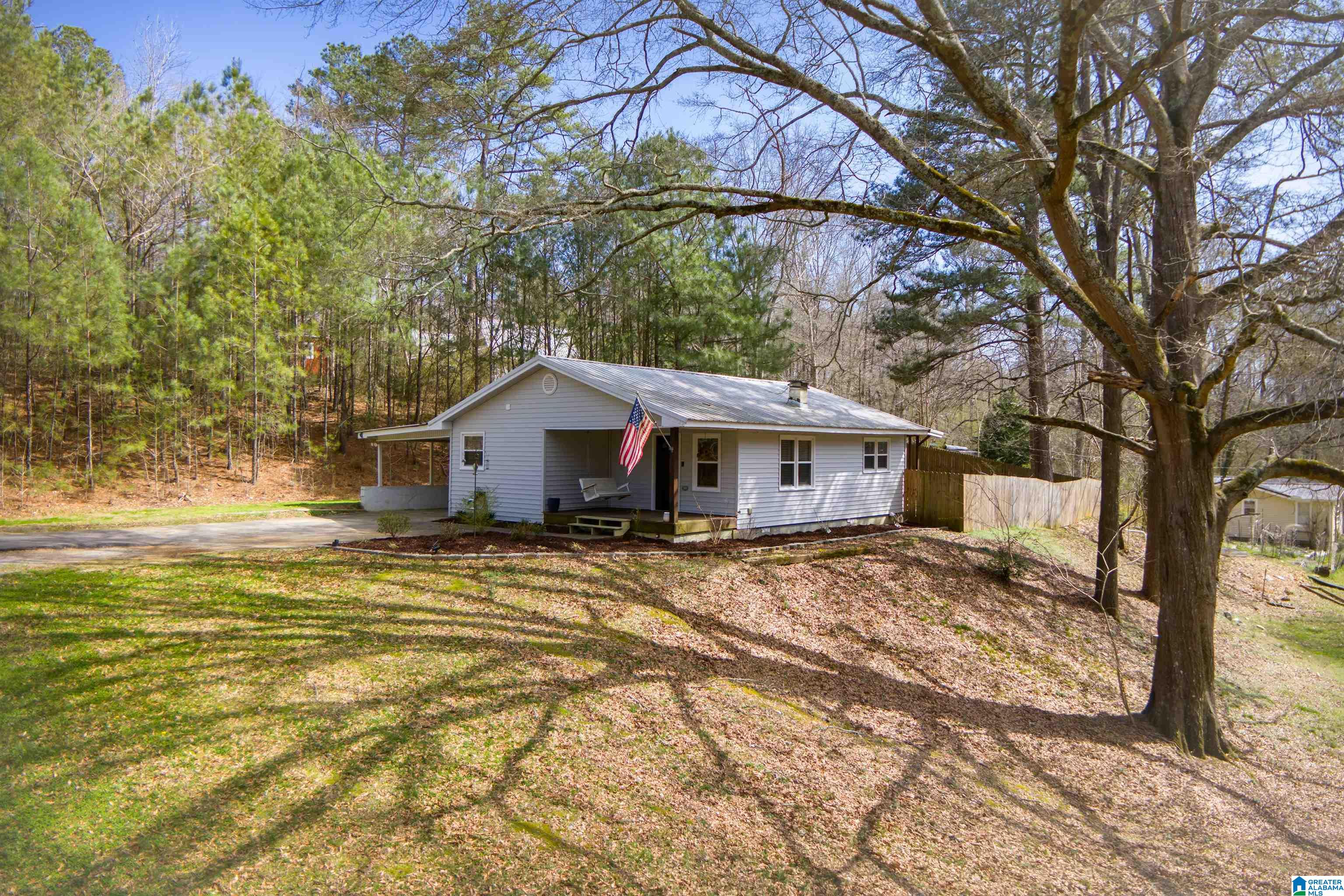 578 Cross Street Springville, AL 35146 - Photo 1 of 20
