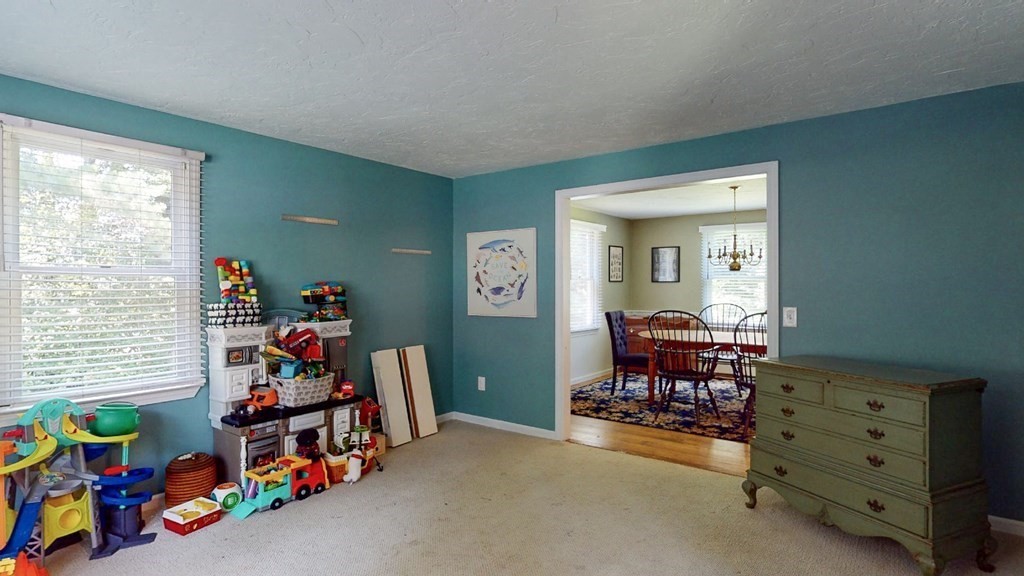66 Longfellow Road Shrewsbury, MA 01545 - Photo 9 of 35 Gallery Image 9