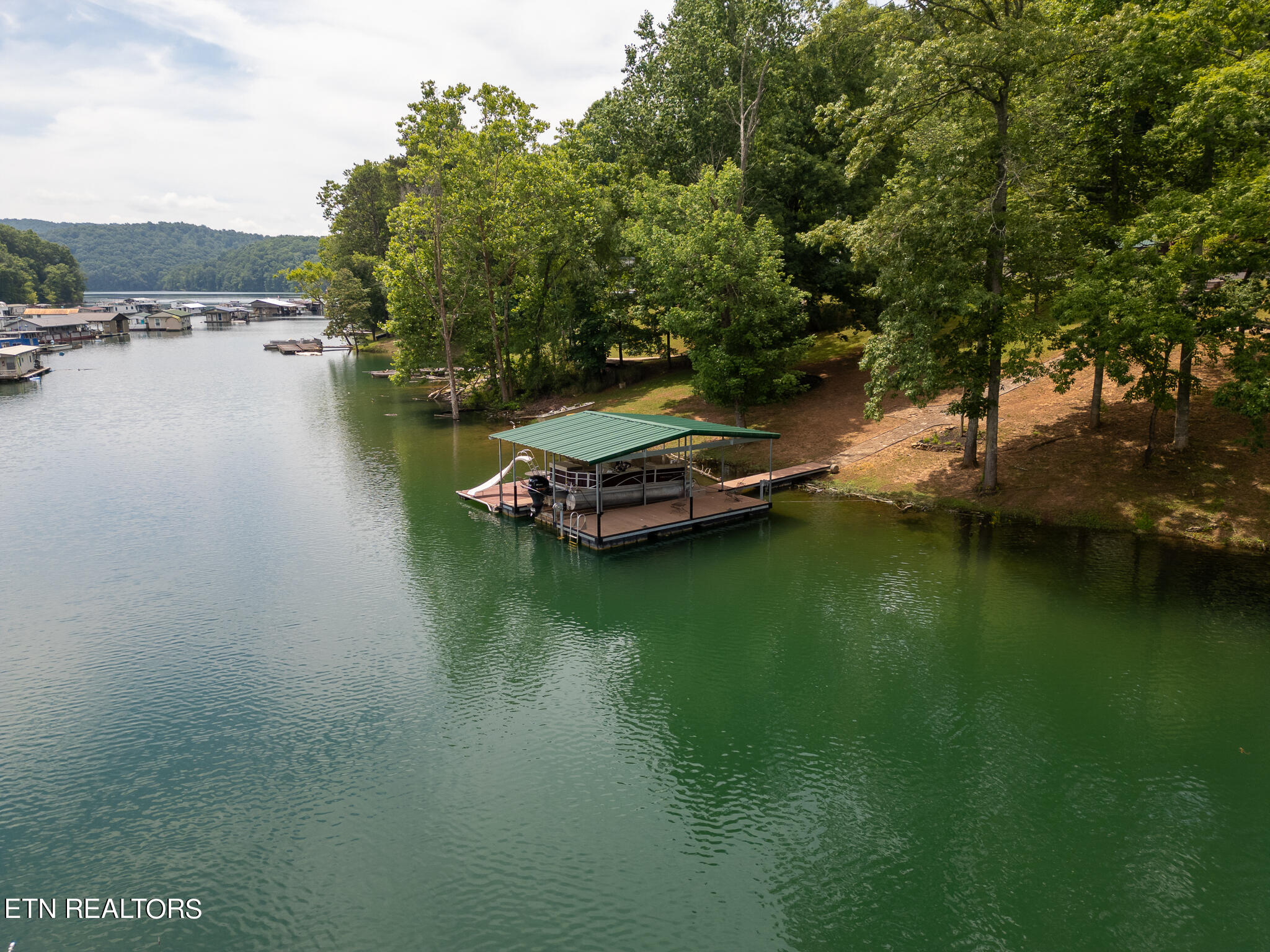 263 Blue Ridge Road Speedwell, TN 37870 - Photo 35 of 39 262 Blue Ridge -07