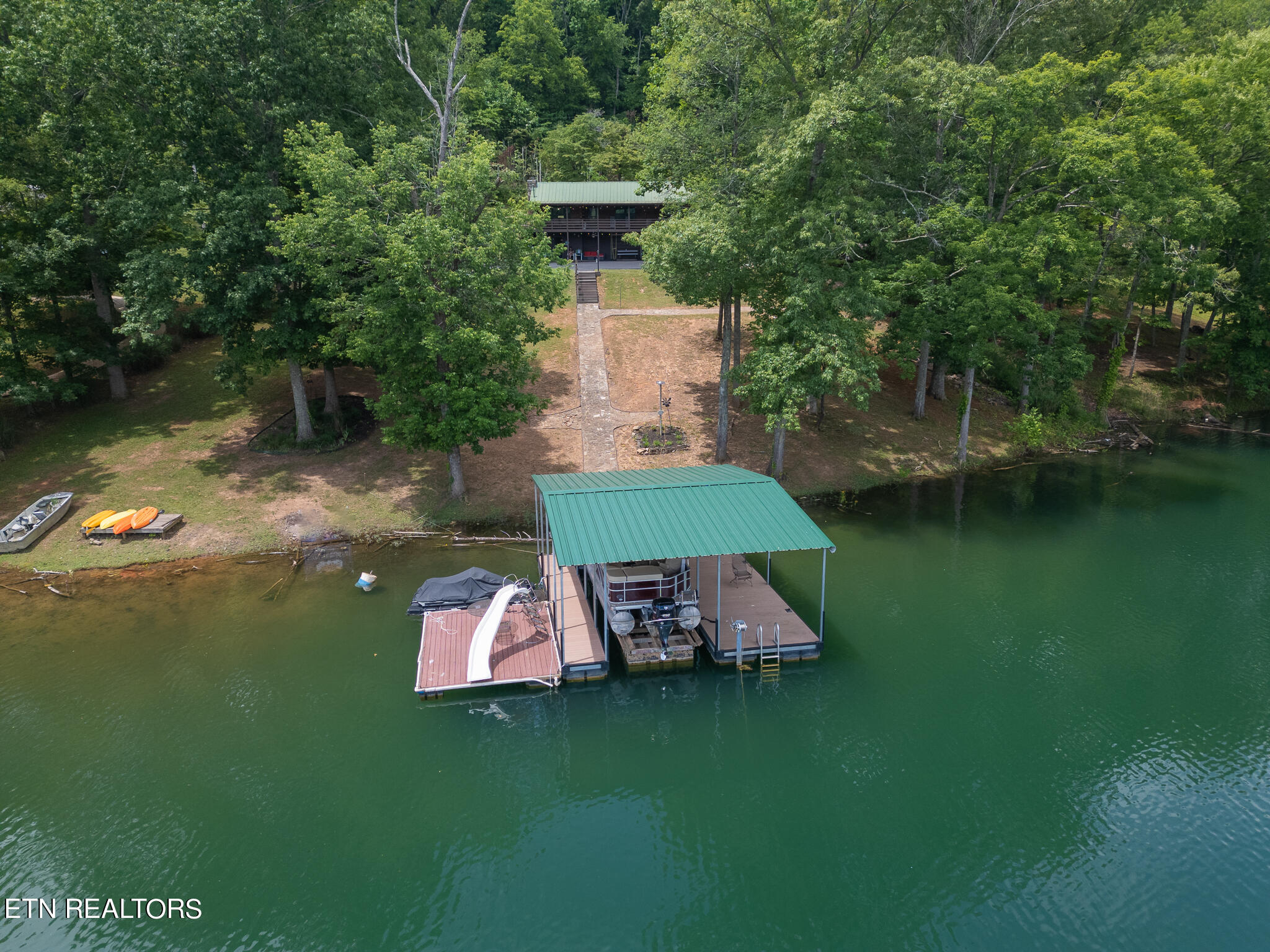 263 Blue Ridge Road Speedwell, TN 37870 - Photo 36 of 39 262 Blue Ridge -08
