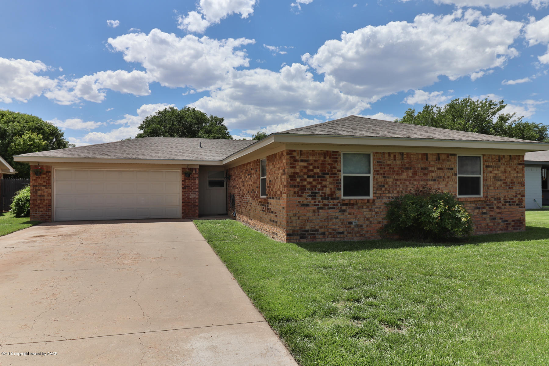 8106 Santa Fe Trail Amarillo, TX 79110 - Photo 1 of 21 Front View