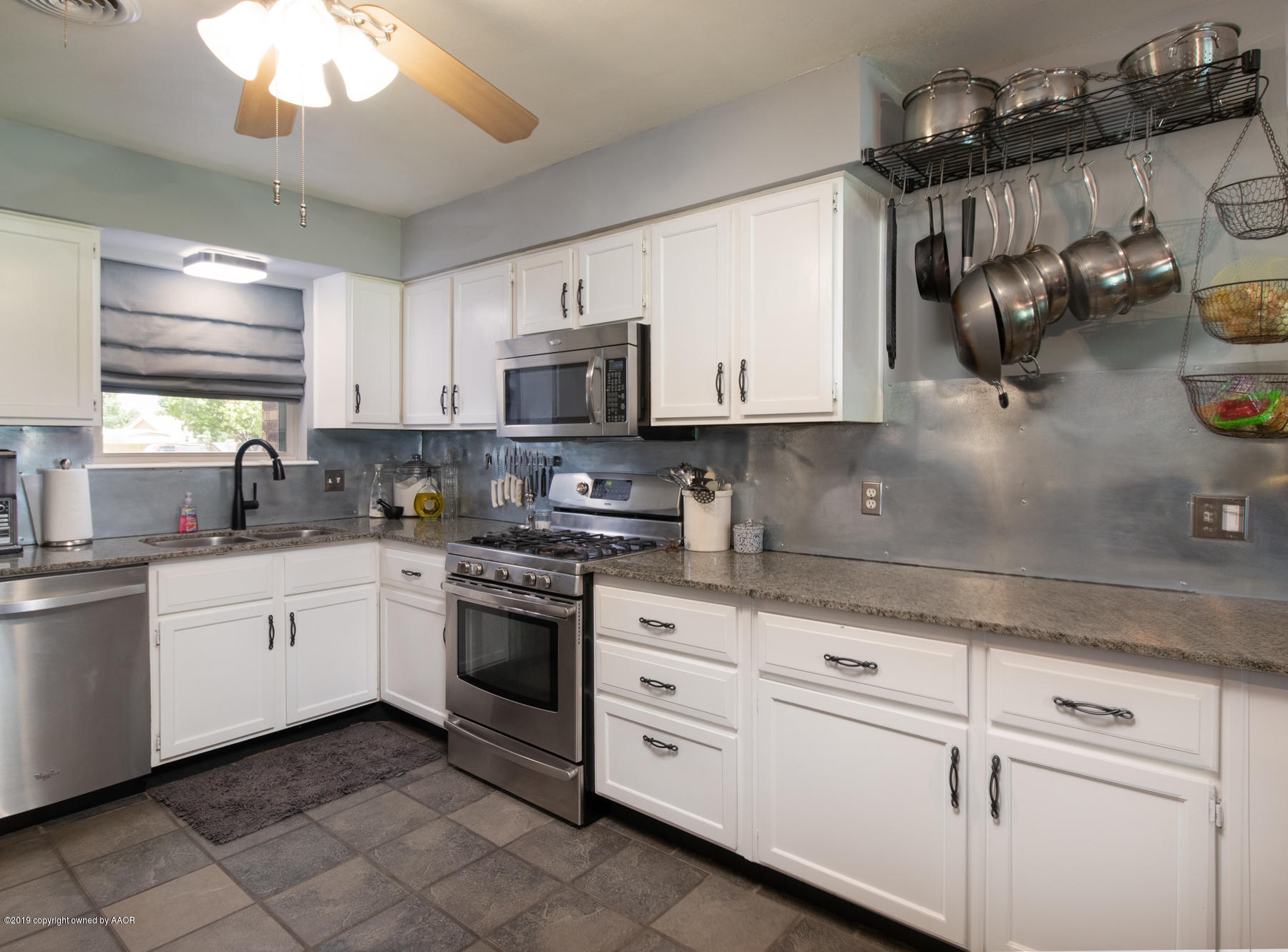 8106 Santa Fe Trail Amarillo, TX 79110 - Photo 6 of 21 Kitchen